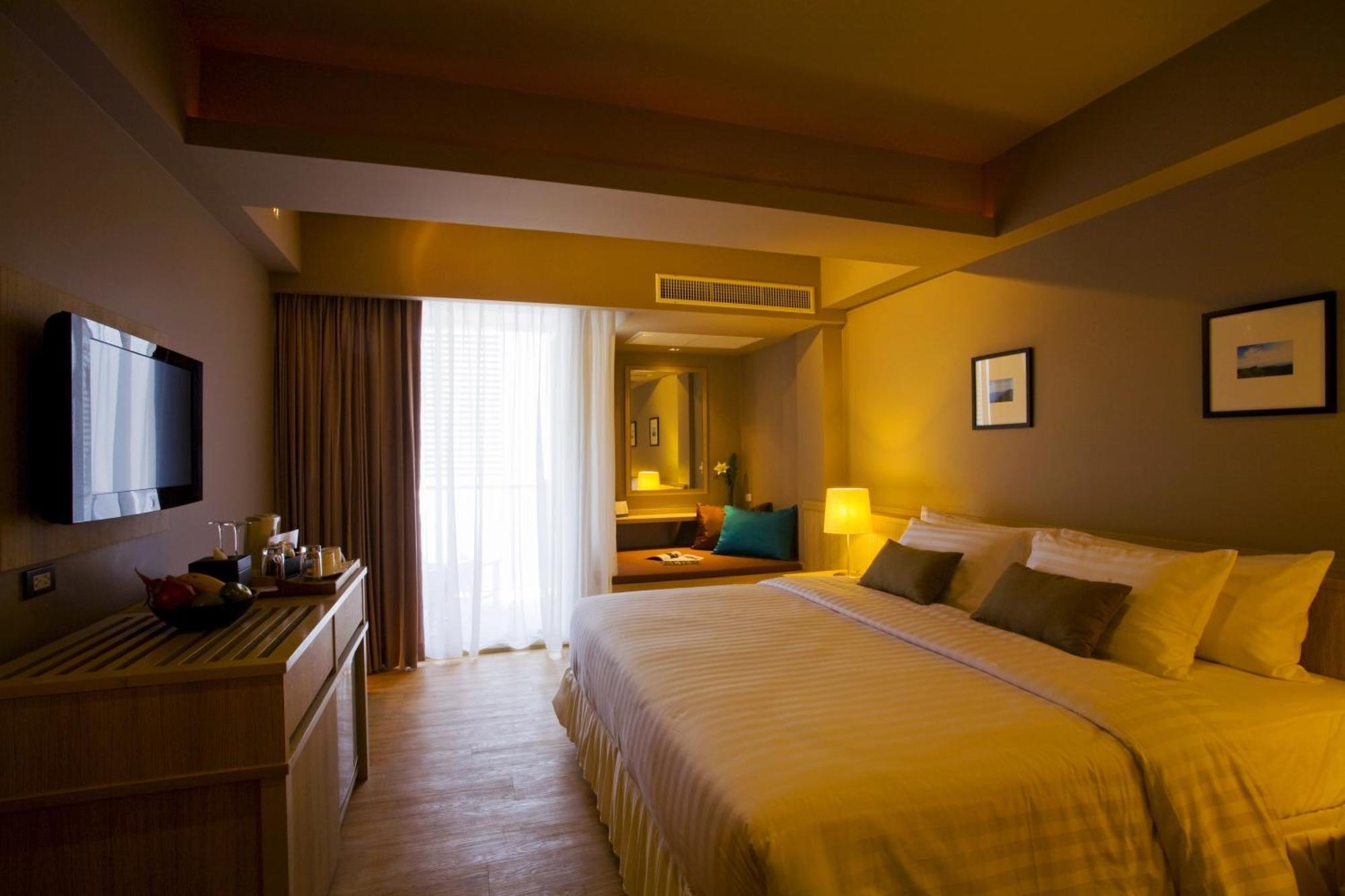 Aya Boutique Hotel Pattaya - Sha Plus Quarto foto